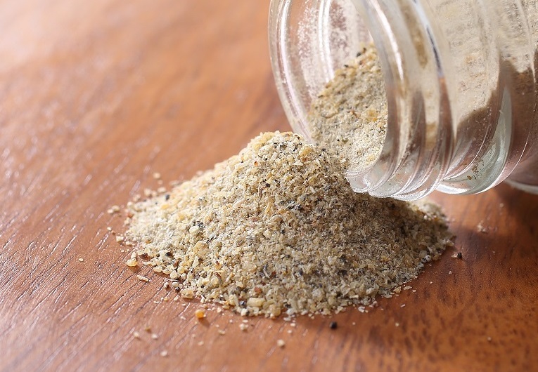 ちりめん燻製の粉40g2袋（袋入りポスト便 ）：広島県の投稿｜食べチョク｜産地直送(産直)お取り寄せ通販 - 農家・漁師から旬の食材を直送