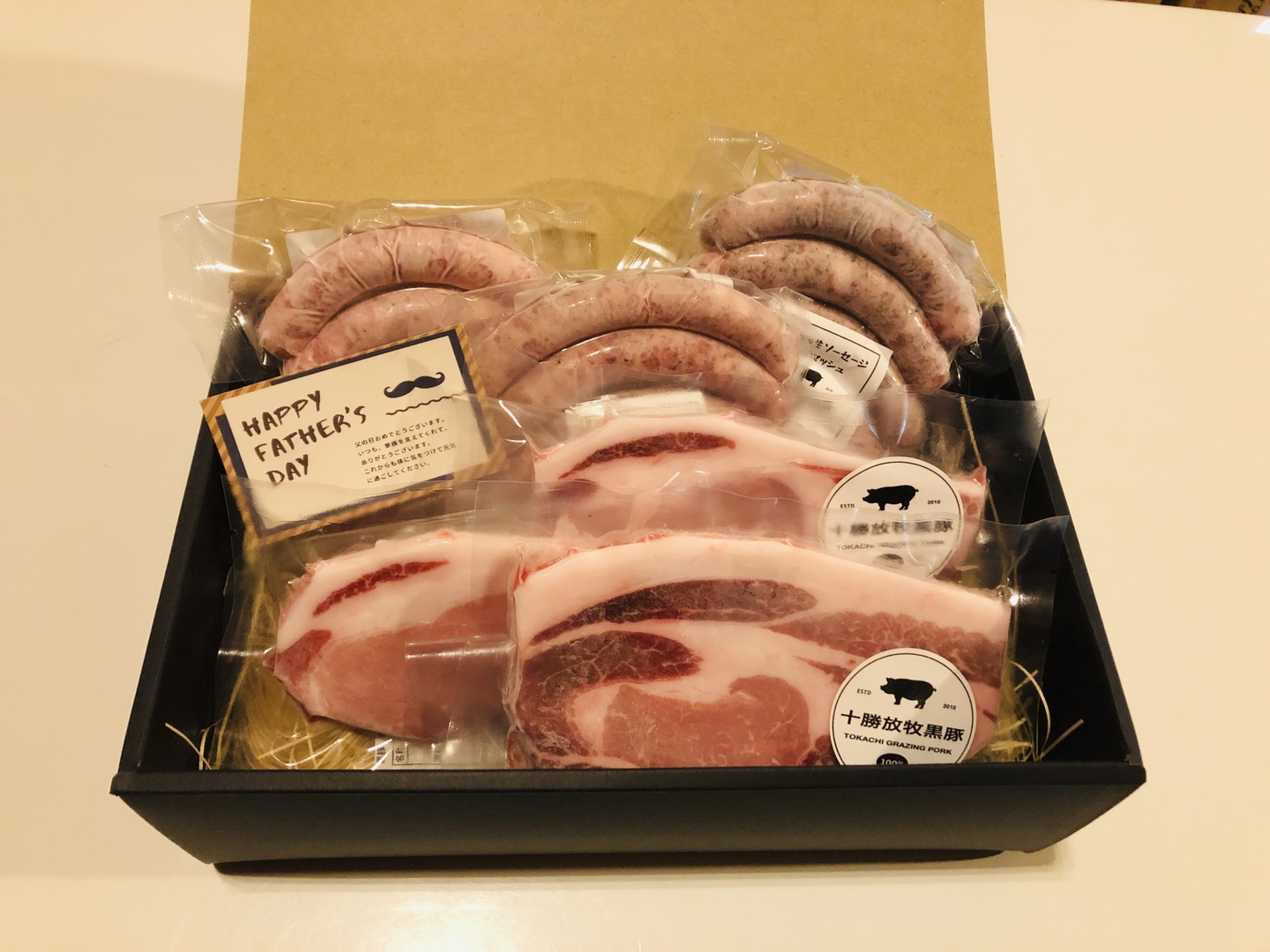 CATEGORY 豚ジン | 十勝放牧黒豚［TOKACHI GRAZING PORK