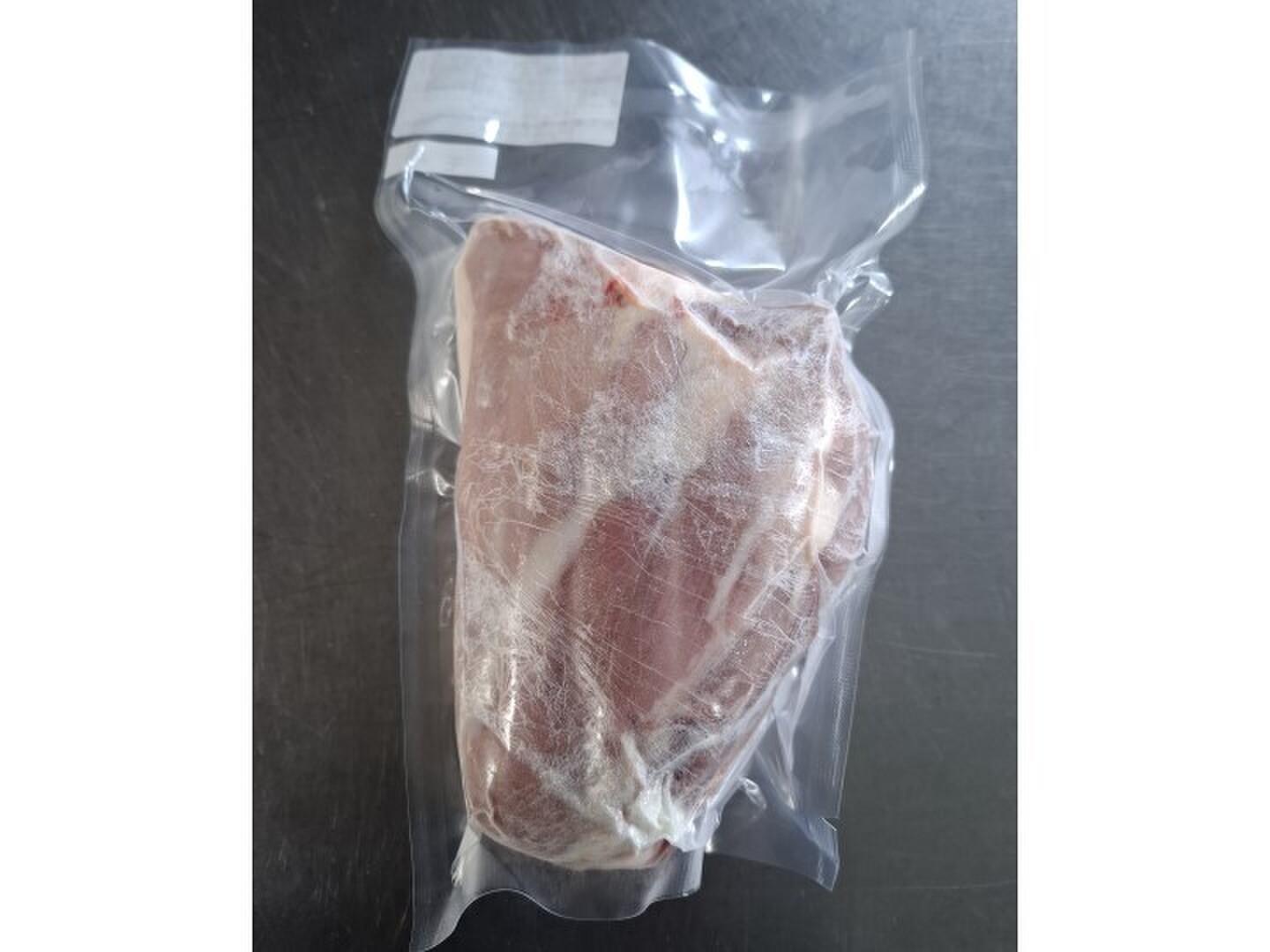 猪肉 モモブロック 1088g ジビエ④ ジビエ イノシシ モモ ブロック 1020g：香川県産の猪肉｜食べチョク