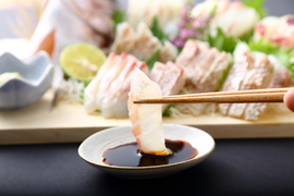 【母の日ギフト】お母さんに美味しいを贈ろう！三重県産のブランド真鯛。＜３枚おろし・皮なし＞下処理済で楽らく調理♬