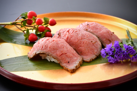 【ESSEグランプリ金賞受賞】若狭牛 ローストビーフ 300g　ソース付属