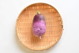 和らぎ農法　紫大根（1～2本）
