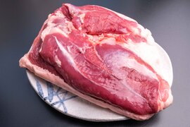 かすみ鴨むね肉　1羽分（800g～900g程度）