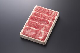 【贈答用木箱入り】とろける食感！最高級の部位　松阪牛すき焼き（ロース）400ｇ