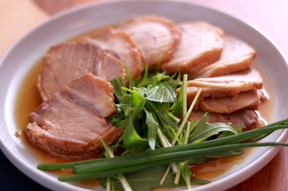 ＜ギフト＞旨味がギュッと詰まった豚肉をじっくり丁寧に煮込みました！元気豚 煮豚セット（5個入り）【熨斗対応可】【父の日ギフト】【706】