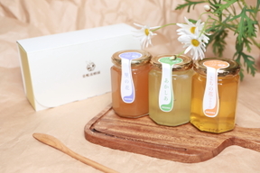 天然はちみつ100％＊ギフト箱入り　300g 3本セット