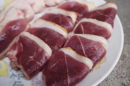 河内鴨ロースのたたき