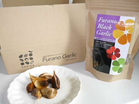 とても甘くて濃厚なFurano Black Garlic（北海道　富良野産 黒にんにく）180g × 2パック