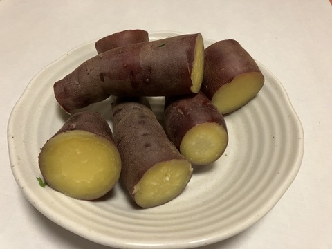 しっとり甘〜い！大山育ち熟成紅はるか3キロ