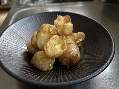 【素揚げに...】《ミニきたあかり　箱入り７kg》　お子様も「皮ごとまるごと食べれる」ミニサイズ！　新じゃが