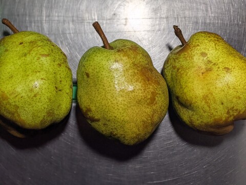 柿、リンゴ、ラ・フランス