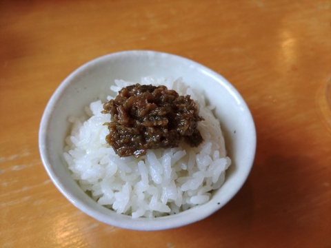 サーモン皮チップス２０g×４点セット（塩コショウ味 塩レモン味 バター醤油味 ガーリック味 ）
と春の香りふき味噌セット