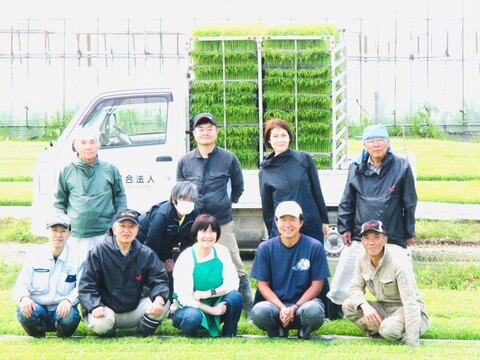 コウノトリ舞いおりるコシヒカリ 特別栽培米 六方銀米 白米 10ｋｇ（5ｋｇ×2）