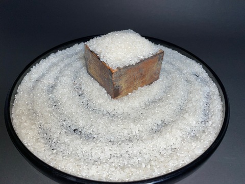 【令和３年 南魚沼産】コシヒカリ 白米５㎏ 香り高く甘さ際立つ冷めてもおいしいお米