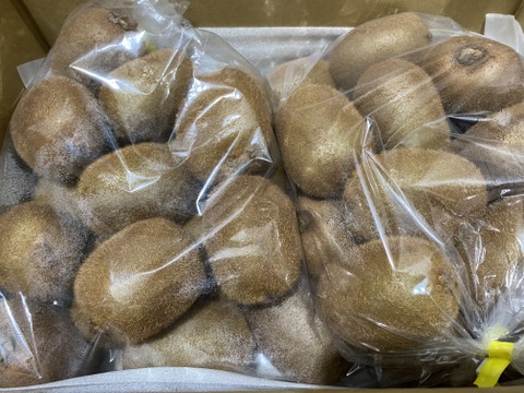 偏平キウイふる～つ M ４キロ【品種ヘイワード】）