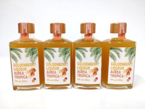 新商品✨陽光の輝き　自然派リキュール🍹ゴールデンベリーリキュール「AUREA TROPICA」200ml×４本入り