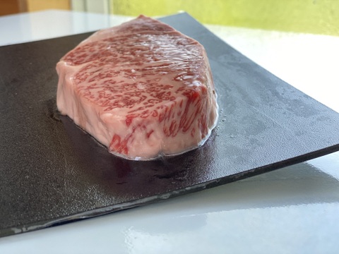 【信州プレミアム牛肉】リブロース  芯 ステーキ　２００ｇ【信濃美味牛】