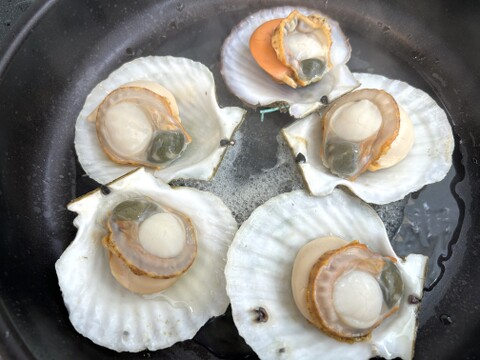 バーベキューに最適！旨くてあまい！２年越冬貝の野辺地ホタテ！35枚