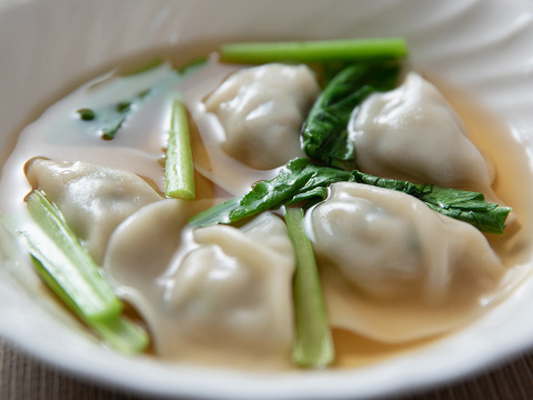 【福袋】手間いらずでこの味！平田牧場定番ごちそう惣菜セット+豚まんおまけ付き★[冷凍発送](No.55)