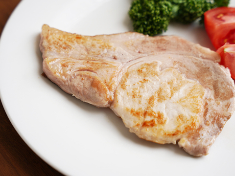 贈り物にピッタリ！10％の希少厳選豚「だいじょ豚」ギフトセット 手造りハンバーグ４個 ロースステーキ4枚 オリジナル藻塩10ｇ付き