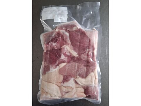 ジビエ　やわらか仔イノシシ【皮付き】　ウデ 　ブツ切り　410g