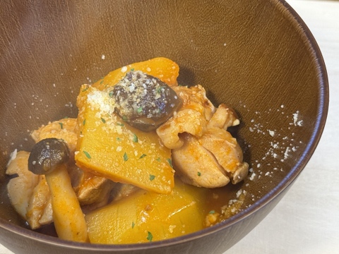 可愛い見た目とたくましさ｜島原育ちの濃厚バターナッツかぼちゃ｜繊維少なめでスープ・ポタージュに最適｜3個 約2kg