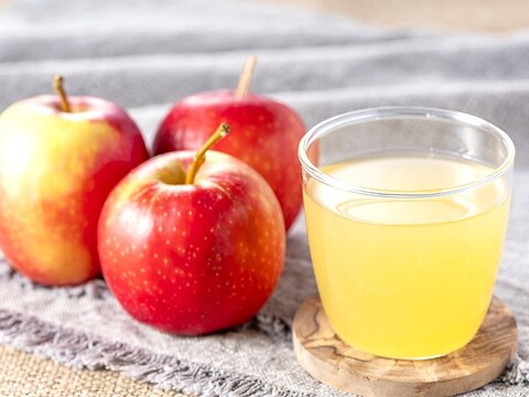 【果物王国 山形から】完熟りんごをそのままジュースに！100％ストレートりんごジュース1,000mlx６本