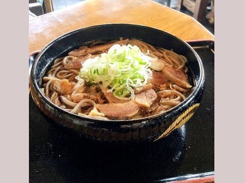 【福袋2025】冷たい肉そば＋芋煮 各4人前セット「6000円相当」を割引