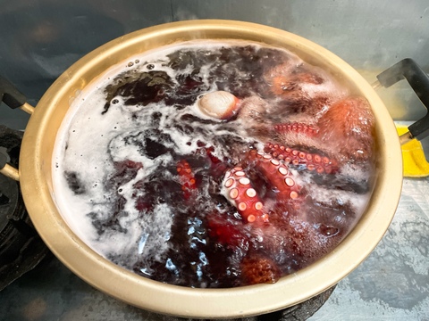 kana kana様専用 タコ1匹 2キロ