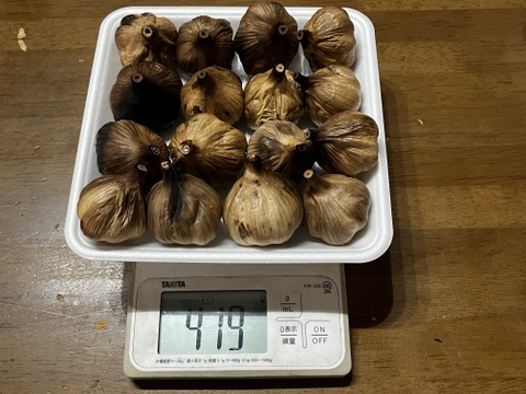 売り切り　お値下げ価格　20 自然栽培　黒にんにく 人気　たっぷり32個
令和7年度新物　食べやすくて美味しい