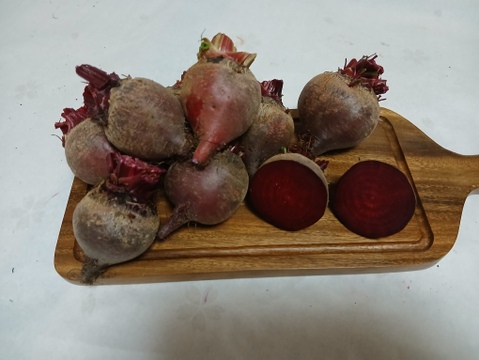 メロンハウスで育てた、スーパーフード『ビーツ（デトロイト）』3kg