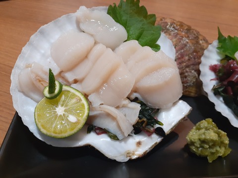 【12月限定】北海道サロマ湖産　#貝付きホタテ30枚(1枚200g前後)サクサクプリプリ食感甘みも旨味も凝縮された美味しさ