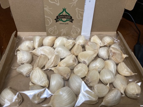 新物 青森県産にんにく バラ 500g ホワイト六片 皮むけなし にんにく農園が育てた「こだわりの品質」数量限定