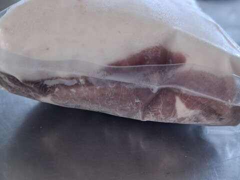 ジビエ　ロース　ブロック　660g