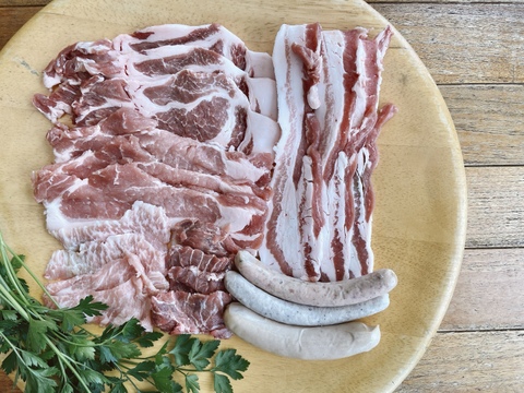 【小江戸黒豚】数量限定!おうちBBQセット!
ロース・肩ロース・バラ・カシラ・豚トロ(500g)・ソーセージ3本セット《フレッシュな冷蔵便》