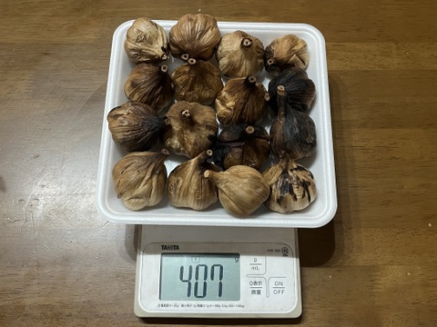 14自然栽培　黒にんにく 人気　たっぷり32個
令和7年度新物　食べやすくて美味しい