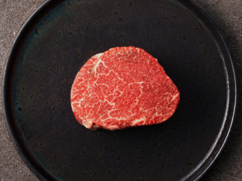 【ギフト】高級ヒレステーキ４枚セット ＜自然放牧 黒毛和牛＞　熨斗対応可【冬ギフト】