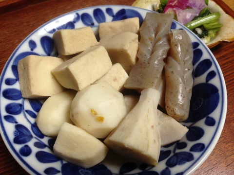 自然栽培里芋　唐の芋（とうのいも、赤だつ、海老芋）4.5kg　S～2Lのmix 
¥1,000/kg　岐阜県産
