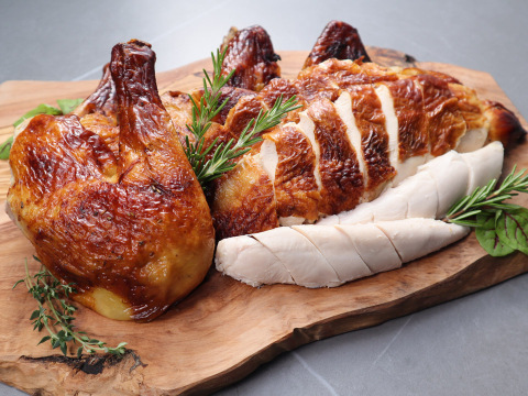 温めるだけ！パーティーやアウトドアに！みつせ鶏丸焼きロースト1羽（約1kg）熨斗対応可能