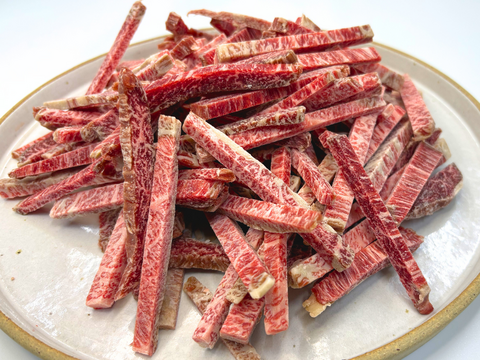 ＼ 新商品 ／ 使いたい分だけ使える！パラパラ細切りバラ肉 500g 希少三角バラを使用！