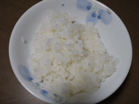 自然栽培　草との闘いに勝ち抜いた令和７年産あきたこまち新米９kg　人と土にやさしい栽培方法　農薬も除草剤も不使用　肥料不使用でゆっくり成長したから、小粒でも土の中の様々な栄養を吸収していると思います