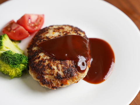 肉汁があふれる！10％の希少厳選豚「だいじょ豚」手造りハンバーグ４個