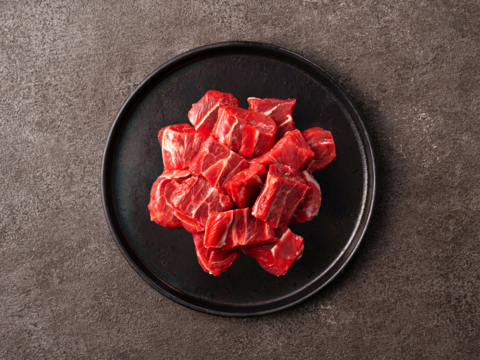 【家計応援＊48％OFF】［～5/17まで］カレーにオススメ！赤身ぶつ切り肉 特盛1.5kgセット　その他の煮込み料理にも最適♪