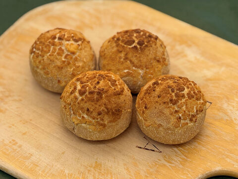 全部有機！【ゲン担ぎ福袋】全てはうまくいってる！丸いパン＆Sweets：麦の栽培から一貫生産　自然栽培有機小麦のみ使用した丸い有機パン+丸い有機Sweets