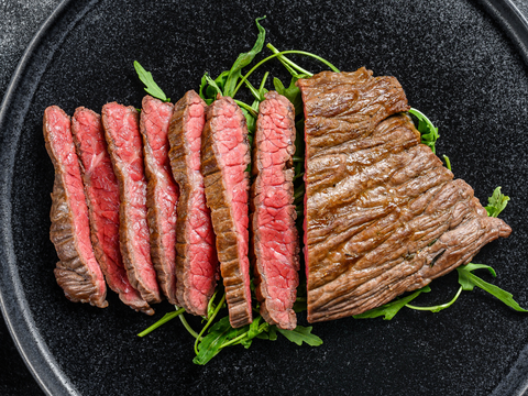 ＼ 新商品 ／ フランクステーキ300g　濃厚な旨みとしっかりした食べ応え♪