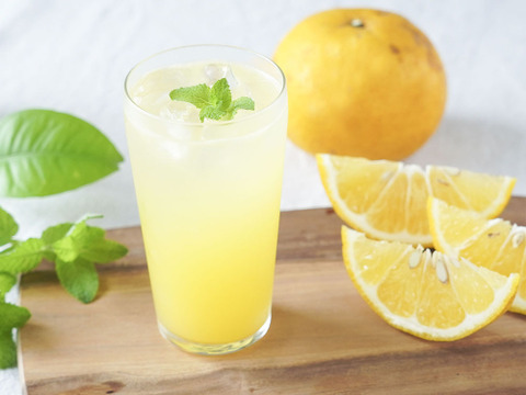 【数量限定】宇宙が喜ぶ甘夏100%ジュース 720ml×2本 　農薬 , 除草剤 , 化学肥料 不使用 , 愛情たっぷりで育てた甘夏のおいしさをぎゅっと搾りました！