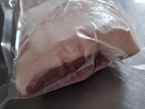 ジビエ　【オスイノシシ】　ロース　ブロック　390g