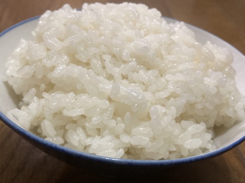 農薬を使わないお米　コシヒカリ2kg【白米】