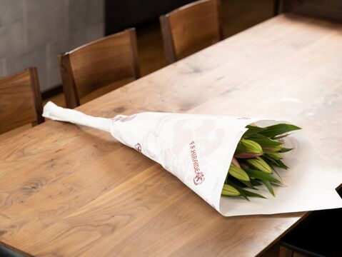 【簡易包装】■カベリ5本束■まるで夏の太陽のようなビビットcolorなユリさん♬OA系※2025年販売は今回のみのご案内です♬