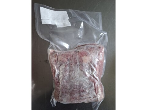 ジビエ　やわらか仔イノシシ【皮付き】カタロース　ブロック　600g